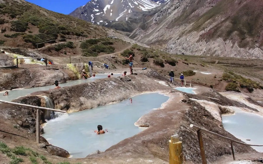 Baños De Colina — fotografía 8