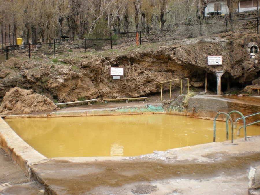 Termas Baños Morales